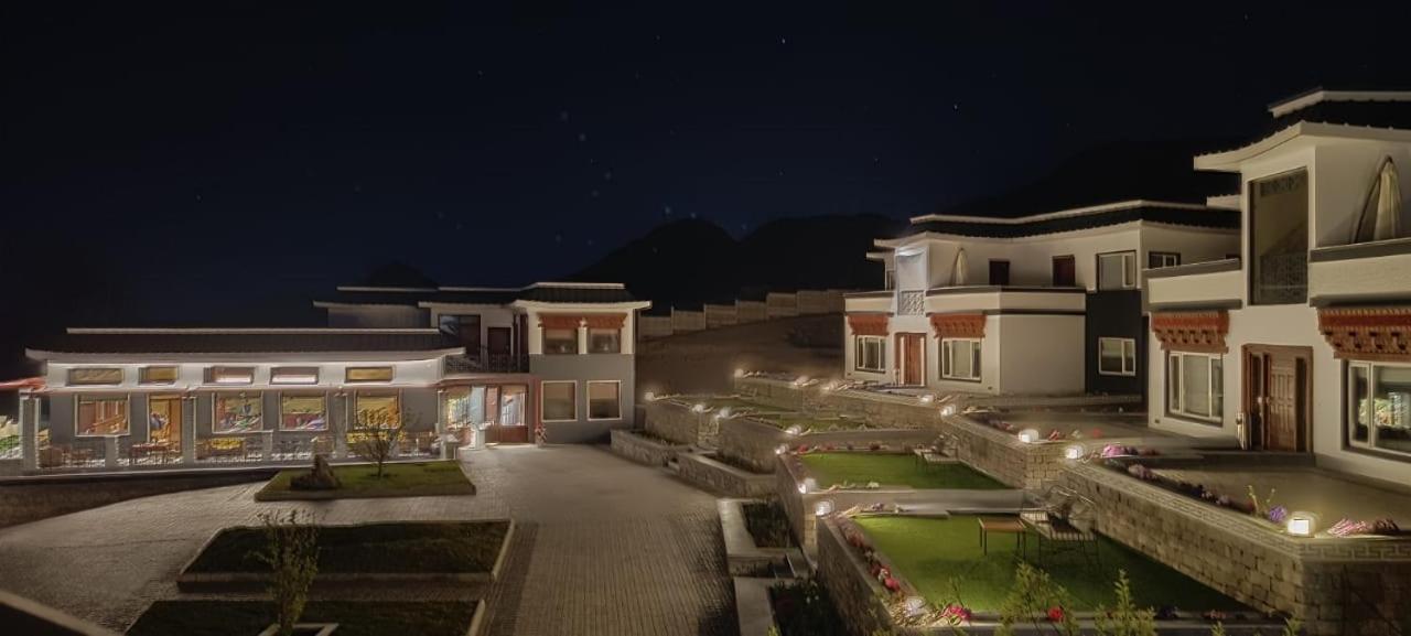 Angkasa Ladakh Resort Leh Bagian luar foto